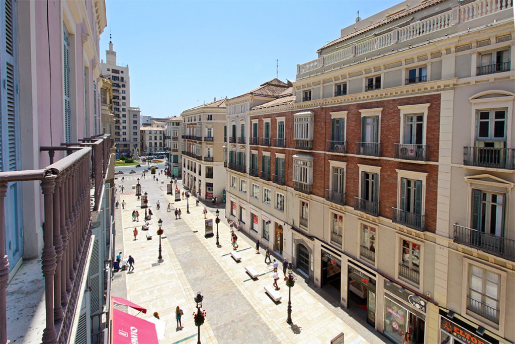 Alquiler lofts en Málaga. La calle larios.
